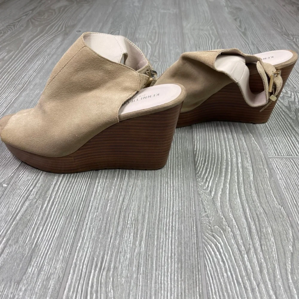 KENNETH COLE Octavia Suede Leather Platform Wedge Women’s size 9.5 Tan